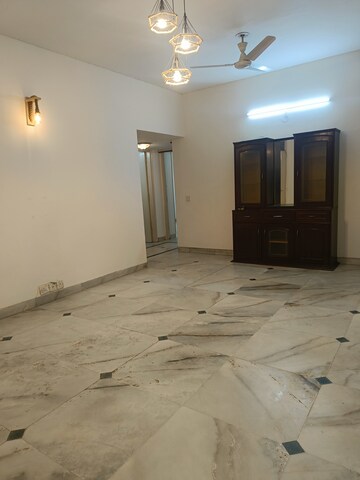 2.5 BHK Builder Floor For Rent in Unitech South City II, Sector 50