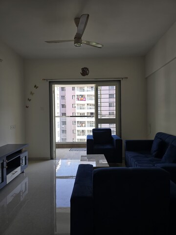 Master Bedroom in 1 BHK Apartment at Kohinoor Viva City, Dhanori – for Rent