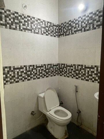 Bathroom in 2 BHK Builder Floor at Sector 46 – for Rent