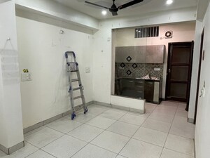 Living Room in 2 BHK Builder Floor at Sector 46 – for Rent