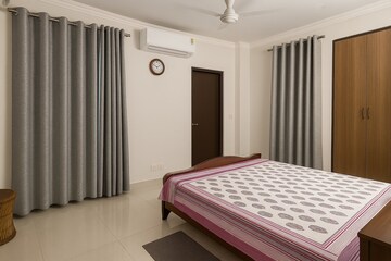 Bedroom in 3 BHK Apartment at Royal Residency Gurgaon, Sector 45 – for Rent