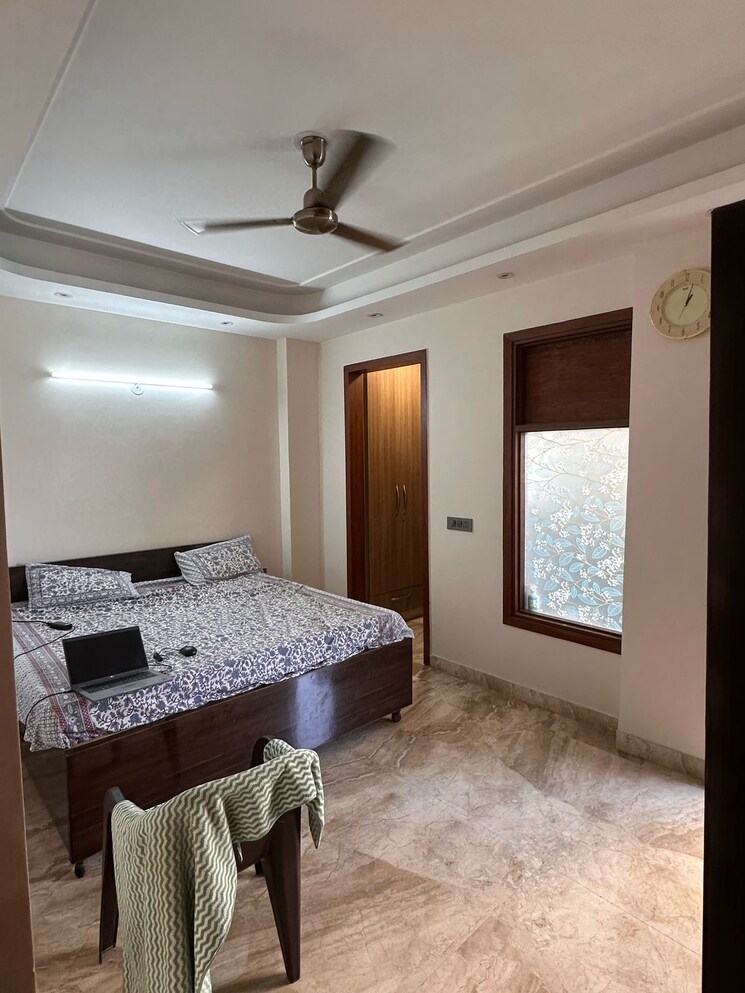 Bedroom, green fields colony 4 Bedroom 2400 Sq.Ft. Builder Floor In Green Fields Colony Faridabad 9516354