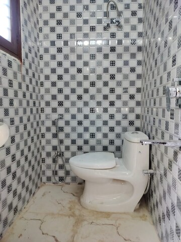 Bathroom in 2 BHK Apartment at Sarita Vihar – for Rent