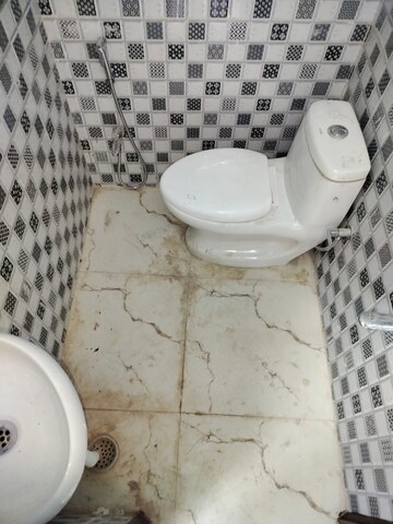 Bathroom in 2 BHK Apartment at Sarita Vihar – for Rent