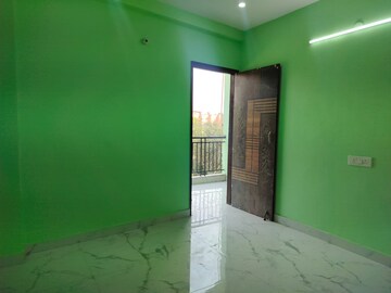 Room in 2 BHK Apartment at Sarita Vihar – for Rent