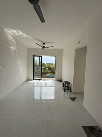 2.5 BHK Apartment For Rent in Runwal Gardens Phase 3, Dombivli East