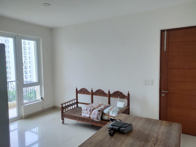 Living Room, emaar-emerald-estate 2.5 Bedroom 1020 Sq.Ft. Apartment In Sector 65 Gurgaon 9516365