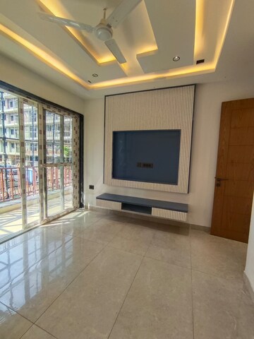 Room in 3 BHK Builder Floor at Green Fields Colony – for Sale