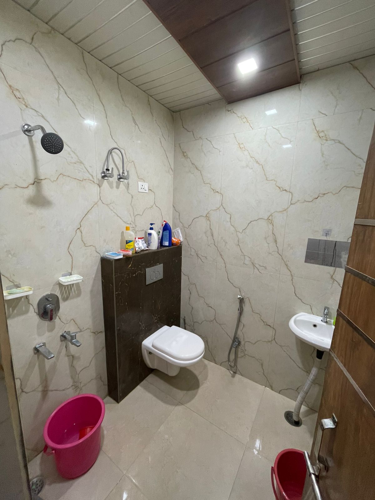 2.5 BHK Independent House For Rent in Kursi Road