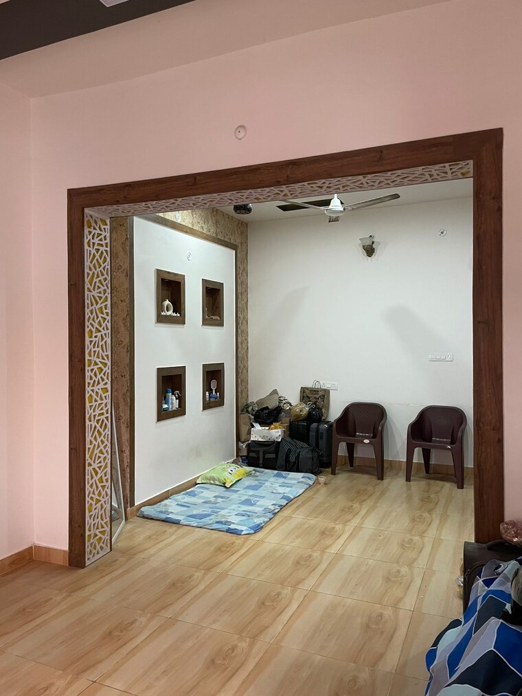 Room, kursi road 2.5 Bedroom 1050 Sq.Ft. Independent House In Kursi Road Lucknow 9516405