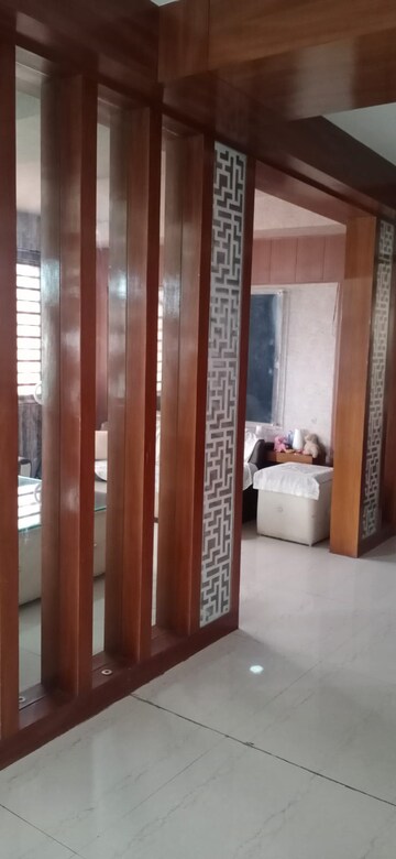 Building Lobby in 3 BHK Builder Floor at Green Fields Colony – for Sale