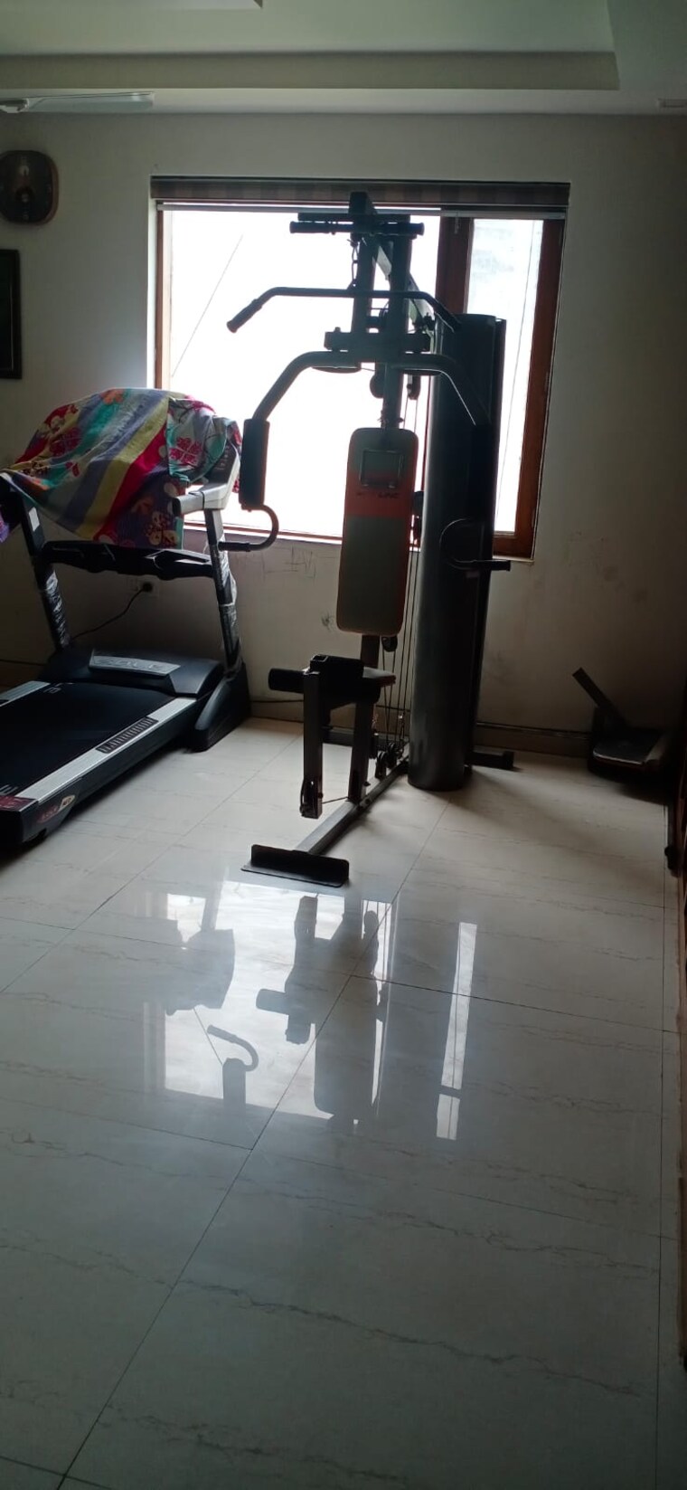 Gym, green fields colony 3 Bedroom 1800 Sq.Ft. Builder Floor In Green Fields Colony Faridabad 9516430