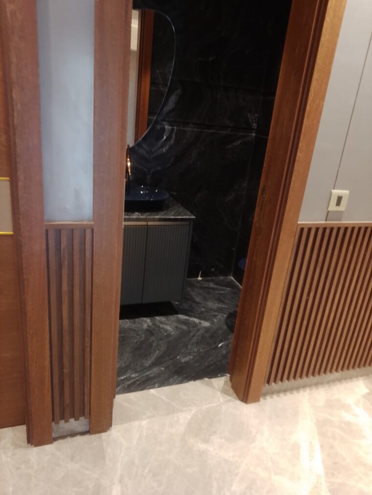 Balcony, sushant lok i 4 Bedroom 30000 Sq.Ft. Builder Floor In Sushant Lok I Gurgaon 9516433