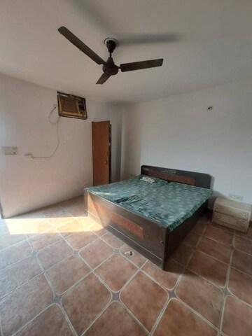 1 RK Builder Floor For Rent in Chattarpur