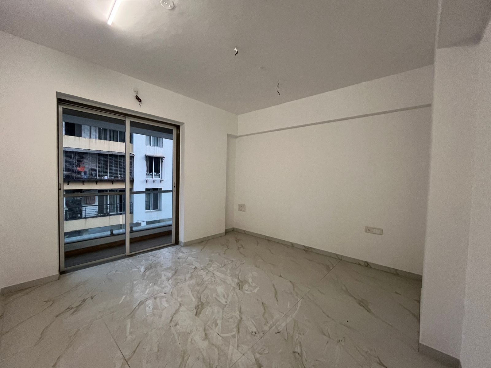 2 BHK + Extra Room Apartment For Rent in Near Naupada