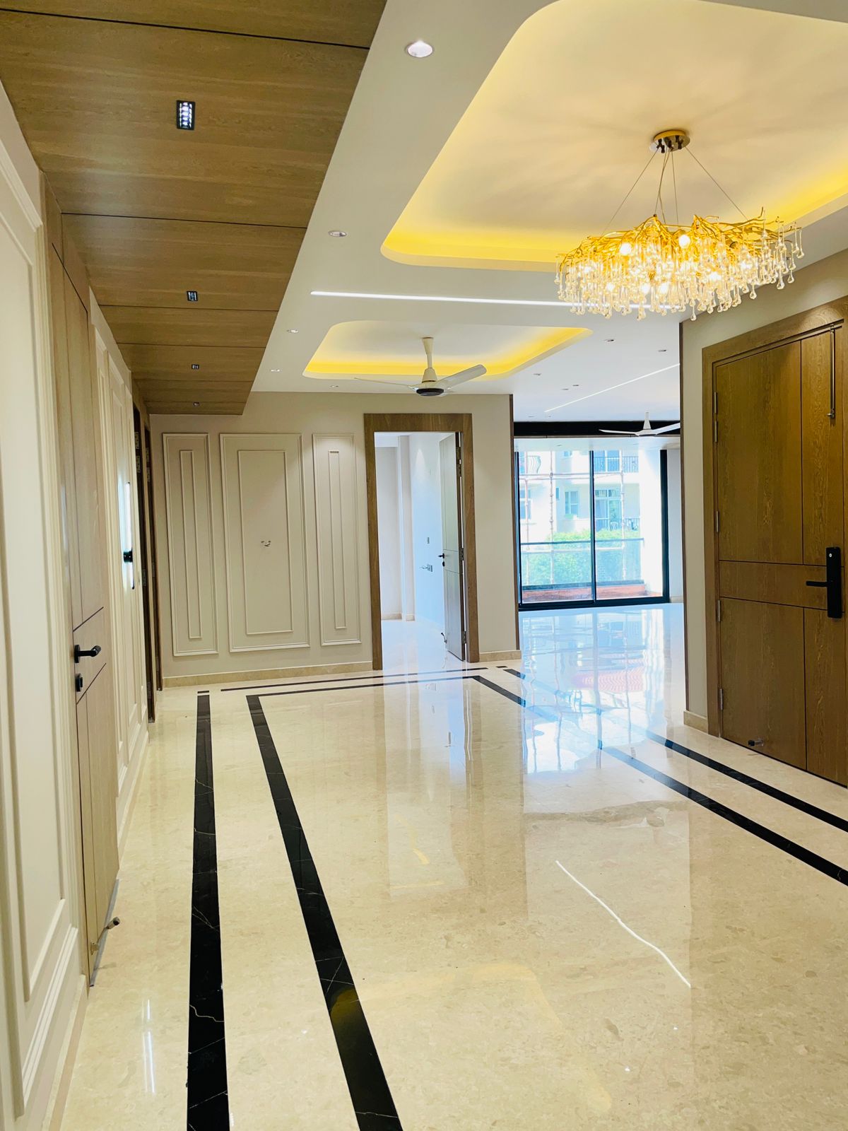 4 BHK 360 Sq.Yd. Builder Floor in Vipul World Floors