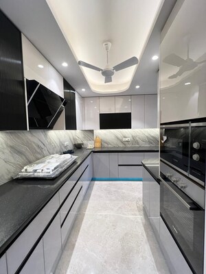 Kitchen in 4 BHK Builder Floor at Vipul World Floors, Sector 48 – for Sale