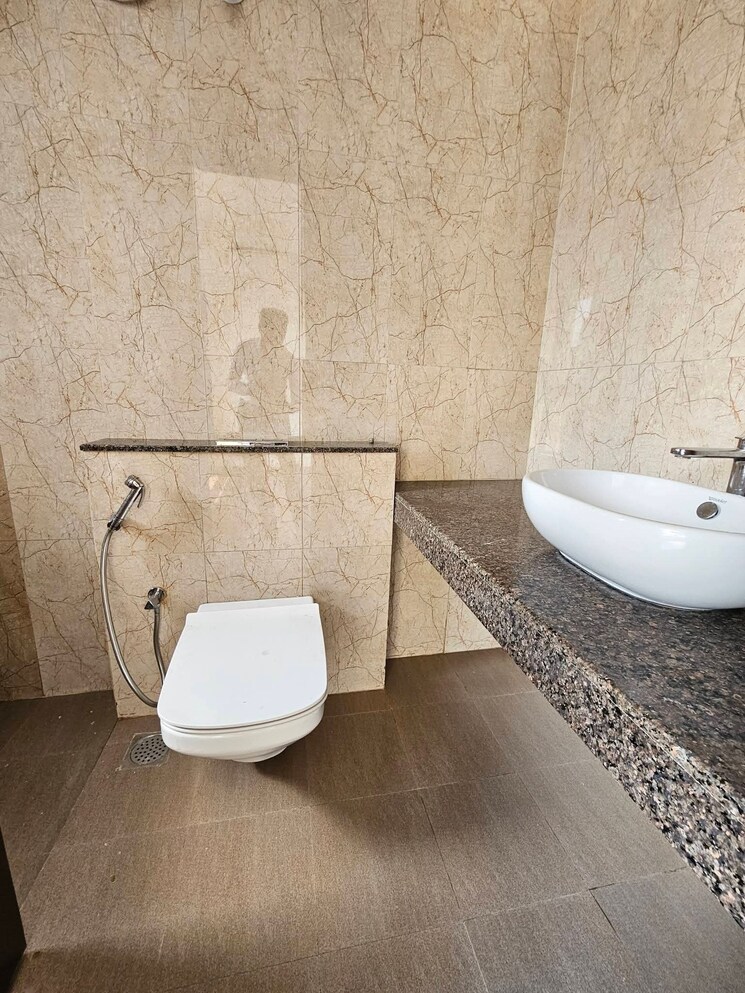 Bathroom, cci-rivali-park 2 Bedroom 930 Sq.Ft. Apartment In Borivali East Mumbai 9516481