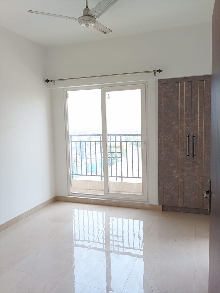 Room, sun-homes 1 Bedroom 450 Sq.Ft. Builder Floor In Shakti Khand Iii Ghaziabad 9516476