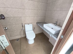 Bathroom in 2 BHK Apartment at Kalpataru Immensa B, Kolshet Road – for Rent
