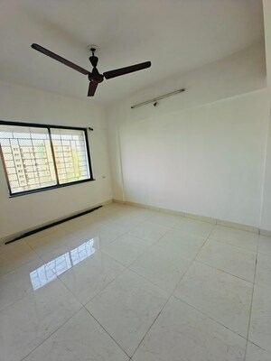 Room in 2 BHK Apartment at Bavdhan – for Sale