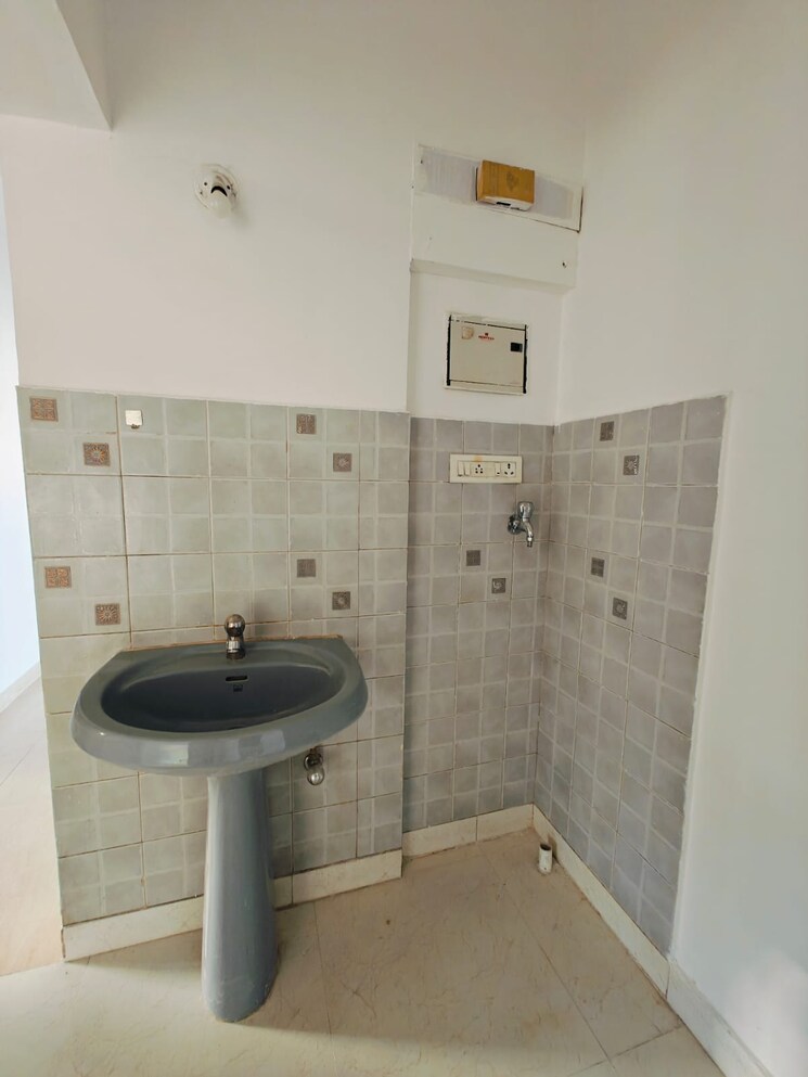 Bathroom, bavdhan 2 Bedroom 1024 Sq.Ft. Apartment In Bavdhan Pune 9516513