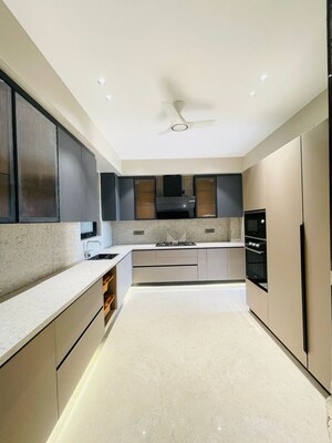 Kitchen in 3.5 BHK Builder Floor at Uppal Southend, Sector 49 – for Sale