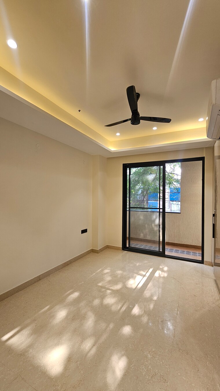 Balcony, ansal-sushant-floors 3 Bedroom 1850 Sq.Ft. Builder Floor In Sushant Lok ii Gurgaon 9516583