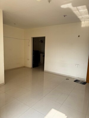 Room in 2 BHK Apartment at Nyati Equatorial II, Bavdhan – for Rent