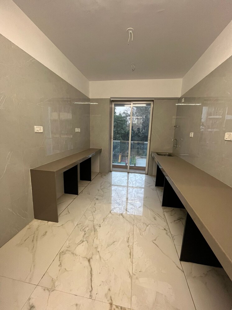 Kitchen, naupada 2 Bedroom 750 Sq.Ft. Apartment In Naupada Thane 9516607