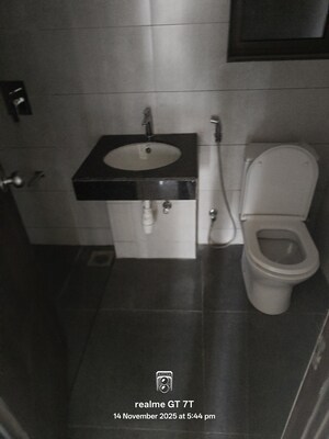 Bathroom in 2 BHK Apartment at Kalpataru Paramount, Kapur Bawdi – for Rent