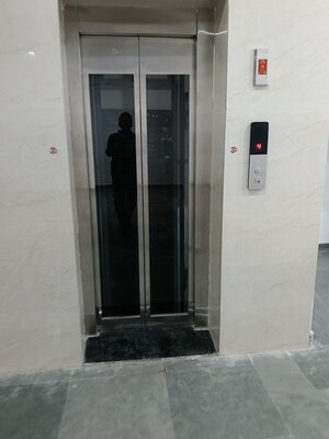 Building Lobby in 3 BHK Builder Floor at Shyam Park Extension – for Sale