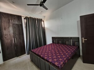 Bedroom in 3 BHK Apartment at Parsvnath Green Ville, Sector 48 – for Sale