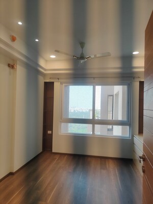 Room in 3 BHK Apartment at Universal Botanika Tower A And B, Gachibowli – for Rent