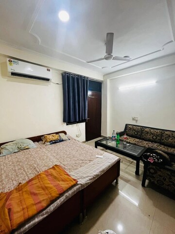 Bedroom in 1 BHK Builder Floor at Chattarpur – for Rent
