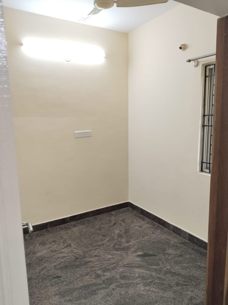 Room, btm layout stage 2 2 Bedroom 600 Sq.Ft. Builder Floor In Btm Layout Stage 2 Bangalore 9516617