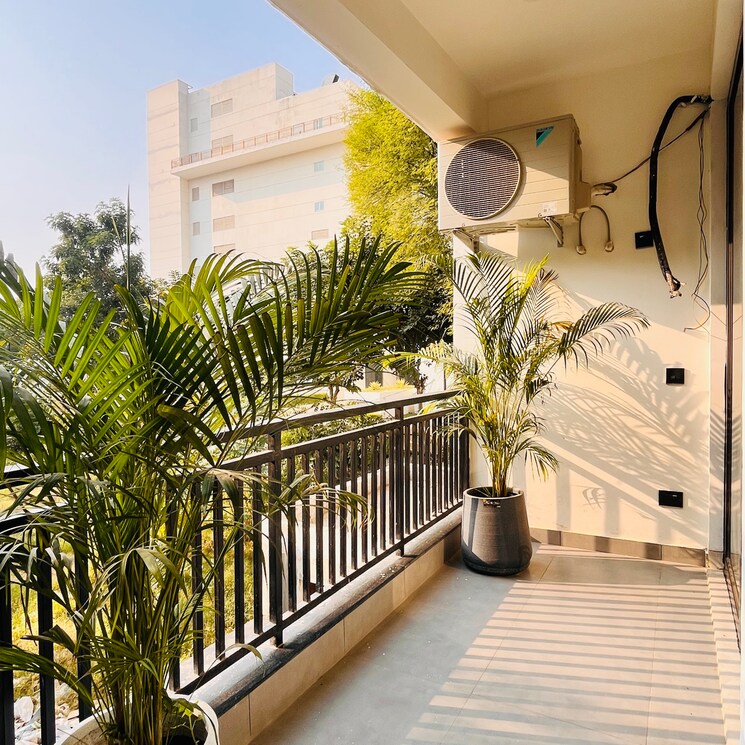Balcony, unitech-nirvana-country-cedar-crest 4 Bedroom 300 Sq.Yd. Builder Floor In Sector 50 Gurgaon 9516608