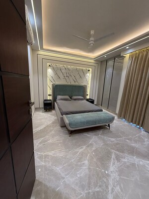 Bedroom in 4 BHK Builder Floor at Auram Floor, South City 2 – for Sale