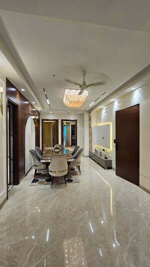 Living Room in 4 BHK Builder Floor at Sushant Tower, Sector 56 – for Sale