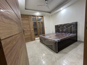 Room in 1 BHK Apartment at Freedom Fighters Enclave – for Rent