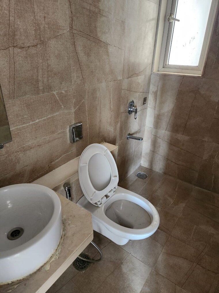 Bathroom, jp-decks 2 Bedroom 1250 Sq.Ft. Apartment In Goregaon East Mumbai 9516626