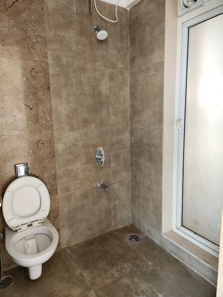 Bathroom, jp-decks 2 Bedroom 1250 Sq.Ft. Apartment In Goregaon East Mumbai 9516626