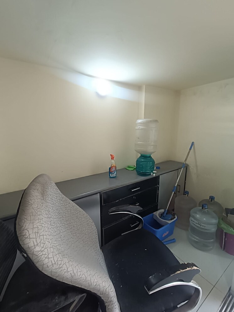 Team Area, surana-wadala Commercial Office Space 830 Sq.Ft. In Wadala Mumbai 9516684