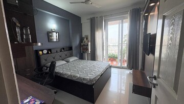 Bedroom in 2 BHK Apartment at Omaxe The Nile, Sector 49 – for Rent
