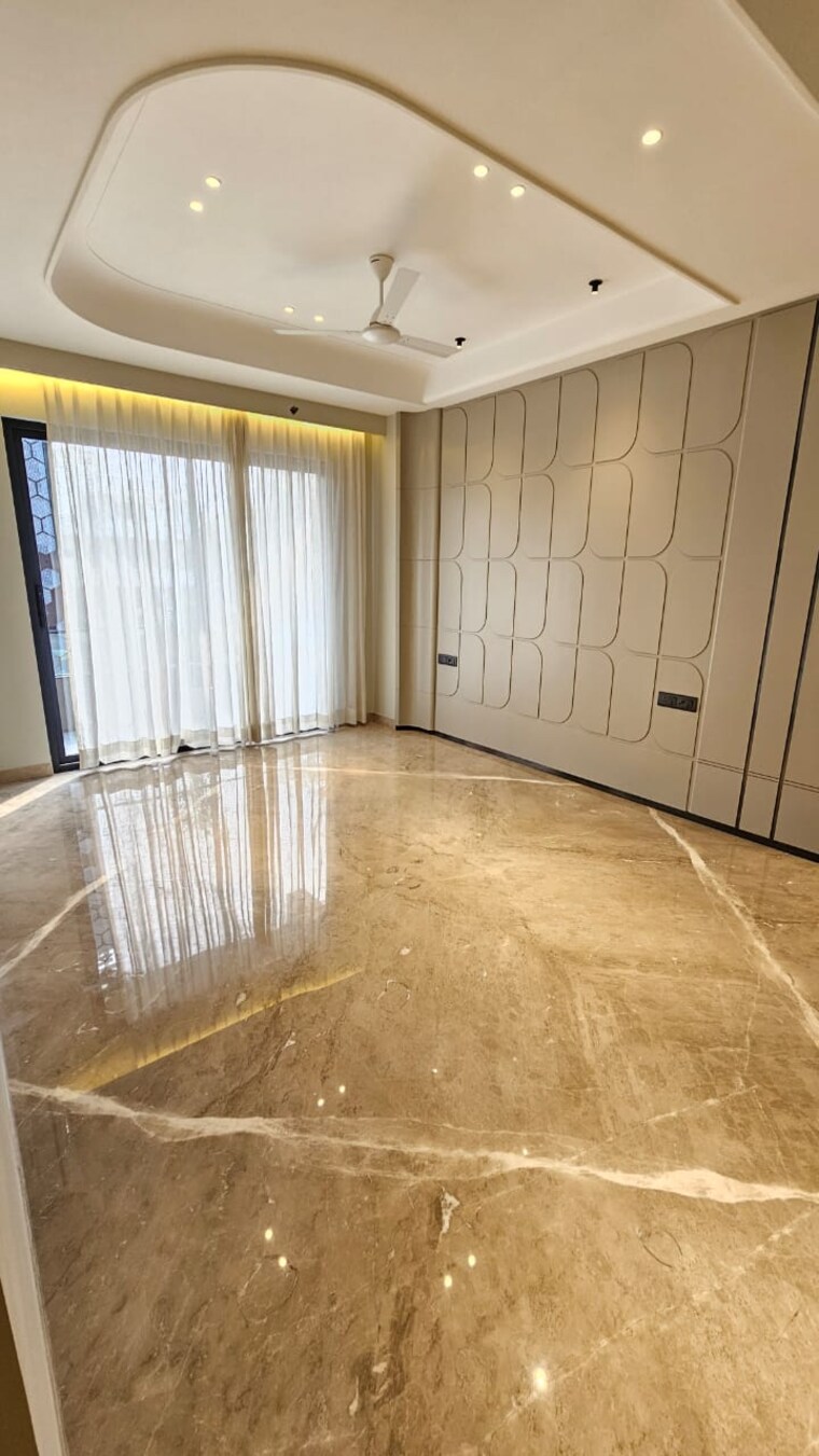 Room, unitech-south-city-ii 4 Bedroom 3240 Sq.Ft. Builder Floor In Sector 50 Gurgaon 9516820