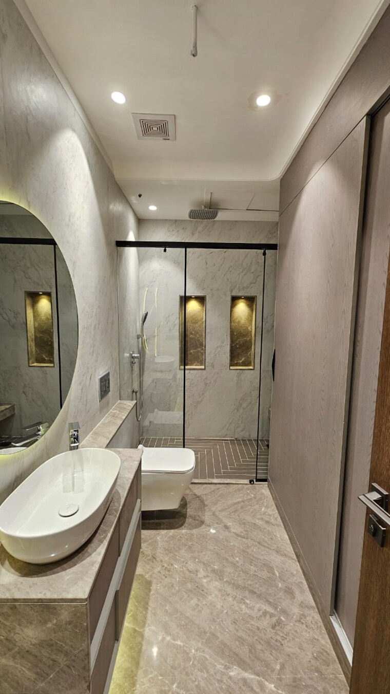 Bathroom, unitech-south-city-ii 4 Bedroom 3240 Sq.Ft. Builder Floor In Sector 50 Gurgaon 9516820