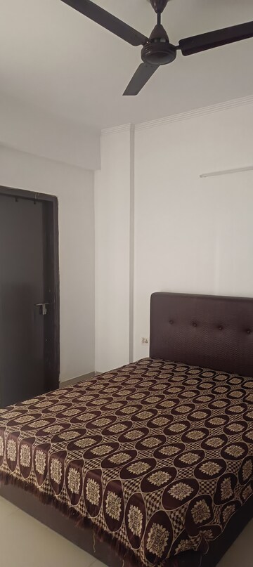 2 BHK Apartment For Rent in Gardenia Gateway, Sector 75