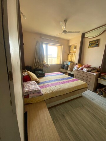 Bedroom in 2 BHK Apartment at Hiranandani Tiara, Ghodbunder Road – for Rent