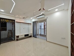 Room in 3 BHK Apartment at Aurobindo The Regent, Kondapur – for Rent