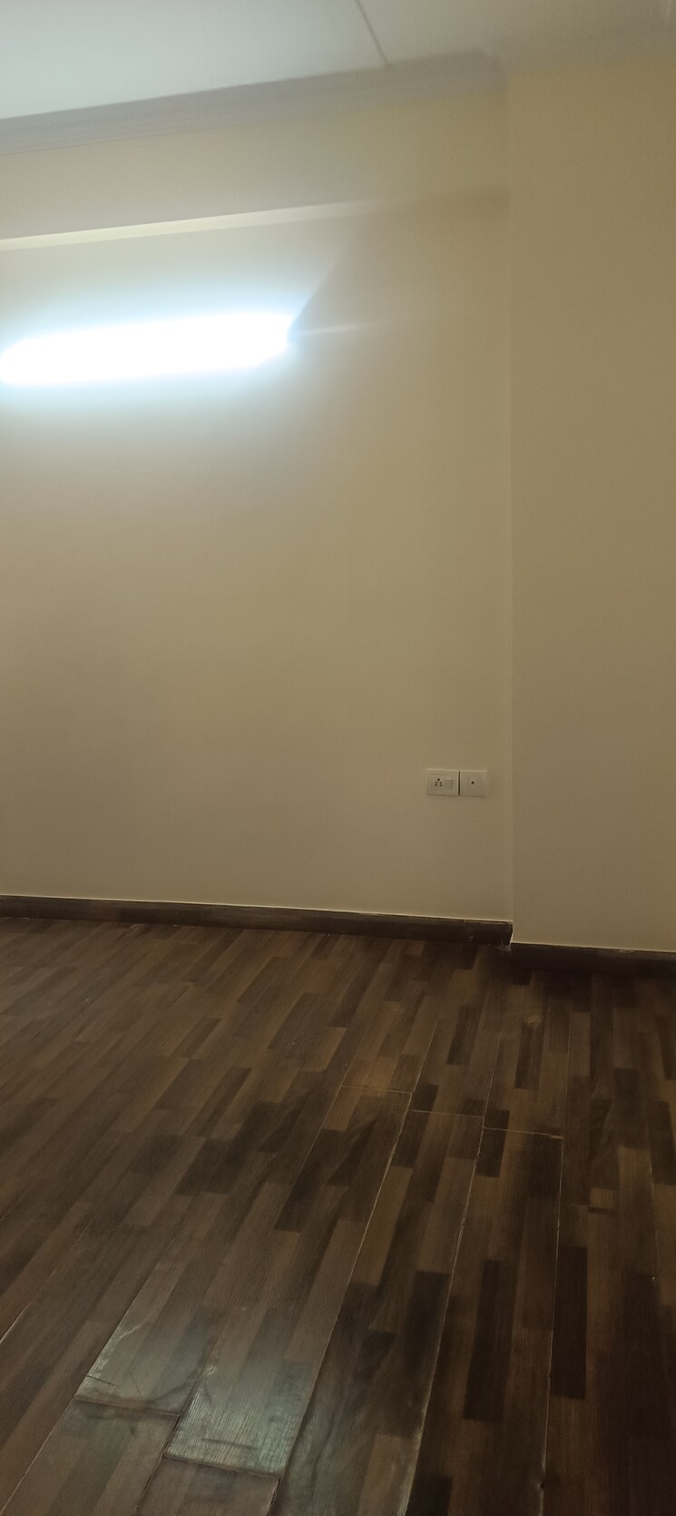 Room, skytech-matrott 2 Bedroom 1015 Sq.Ft. Apartment In Sector 76 Noida 9516878